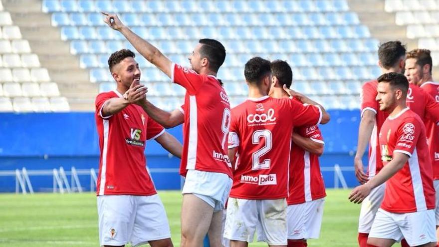 El Real Murcia anula al Lorca Deportiva sin forzar la máquina