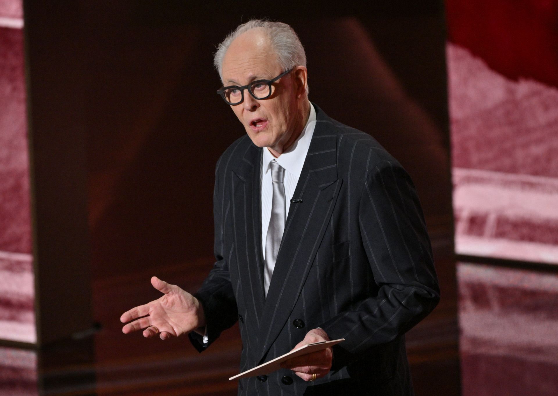 John Lithgow interpretará al Profesor Dumbledore
