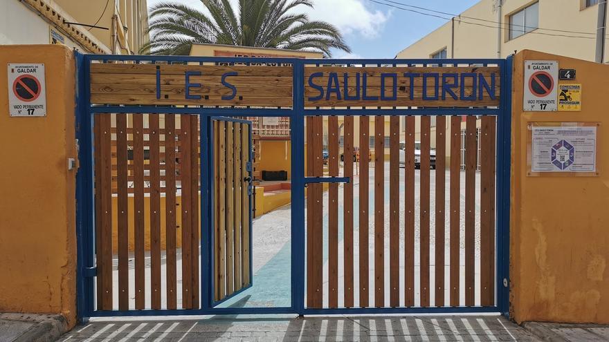 El colapso eléctrico del IES Saulo Torón de Gáldar dejará sin inicio del curso a 750 estudiantes