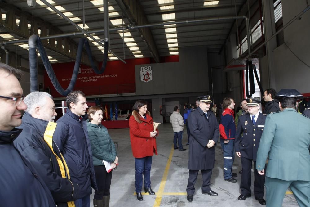 Acto del día del patrono de los bomberos en el Parque de Gijón