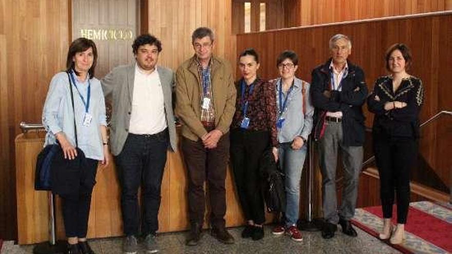 Santalla y candidatos del PSOE, con Torrado y Pierres en el Parlamento.