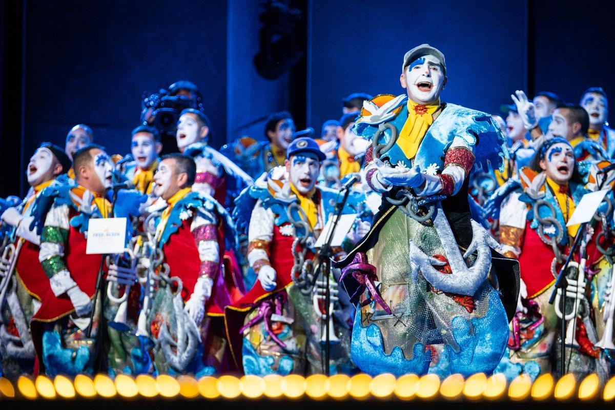 Bambones, con Primi Rodríguez, cerró las tres fases previas de murgas adultas.