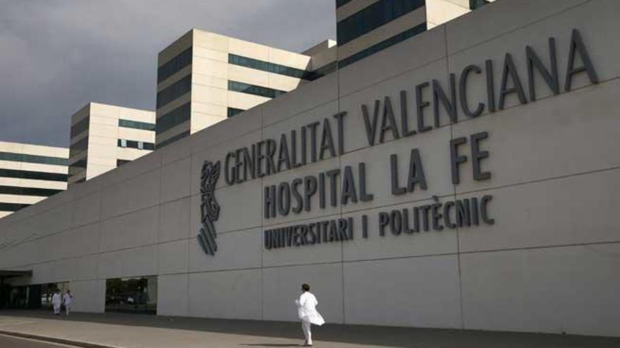 Exterior del hospital La Fe de Valencia.