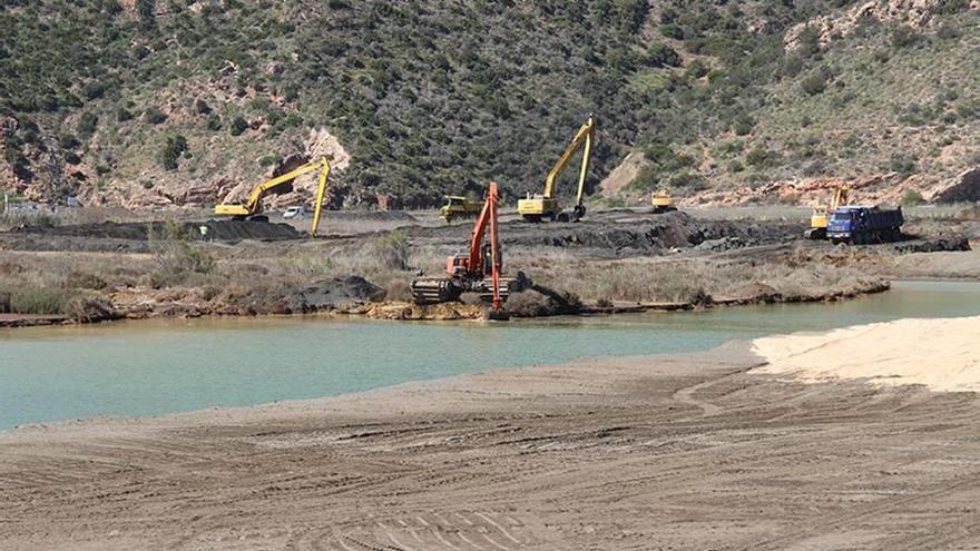 Denuncian la falta de transparencia en las obras de la Bahía de Portmán