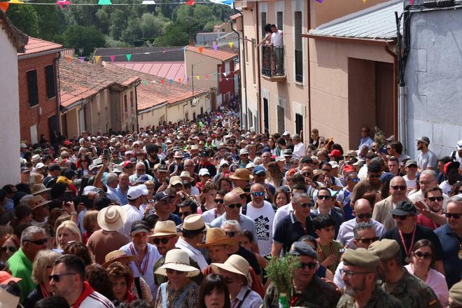 La Hiniesta y Zamora se dan la mano para celebrar el Lunes de Pentecostés