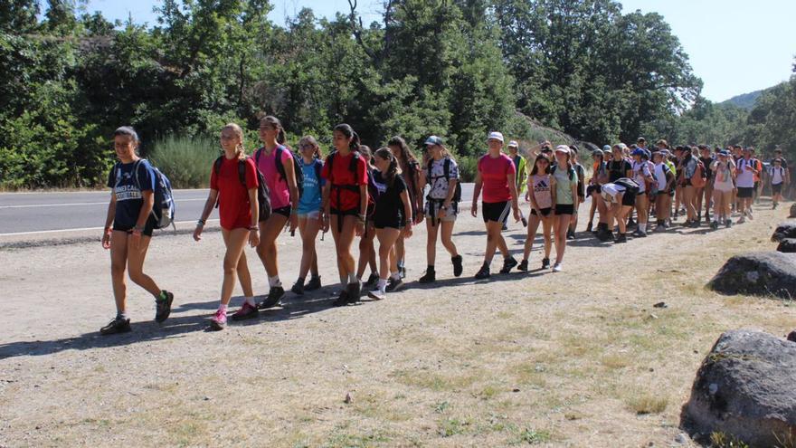 De marcha por las sendas del Lago de Sanabria