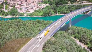 La simulació mostra com una màquina mou la tanca central del carril reversible