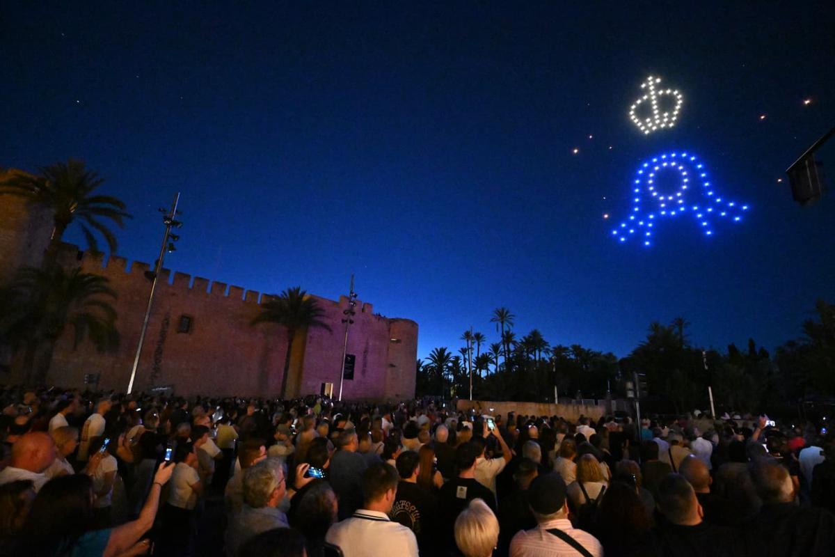 180 drones iluminan el cielo en honor al 25 aniversario Misteri d'Elx como Patrimonio de la Humanidad 180 drones iluminan el cielo en honor al 25 aniversario Misteri d'Elx como Patrimonio de la Humanidad