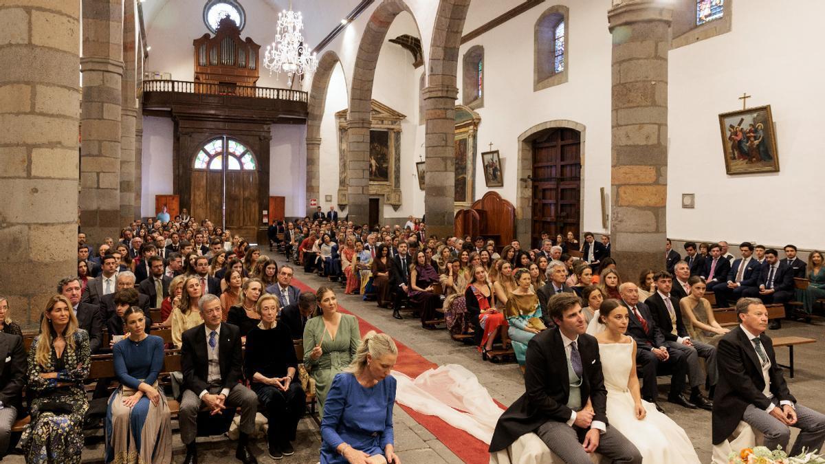 Transcurso de la ceremonia en la iglesia de San Juan de Telde
