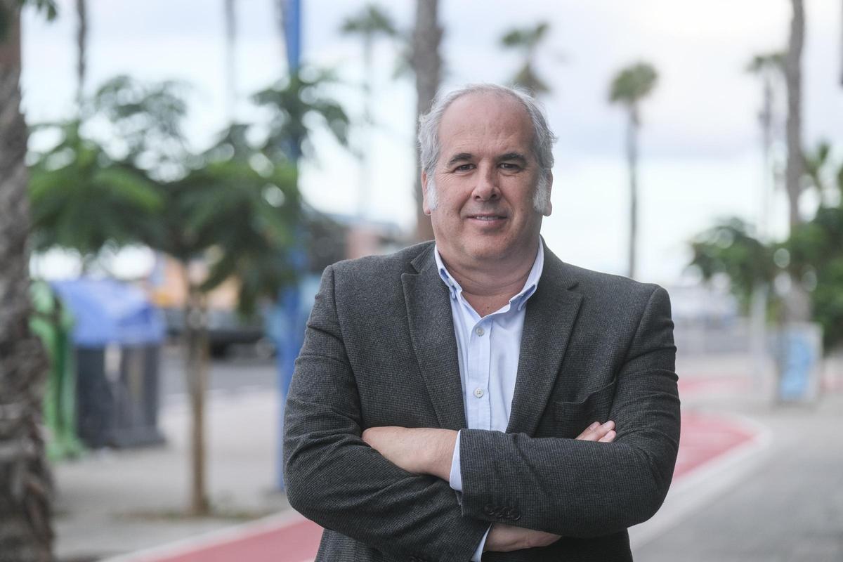 El presidente de la Real Academia de Gastronomía, Luis Suárez de Lezo, en su visita a Gran Canaria en el marco del Foro de Presidentes de Academías Gastronómicas Regionales.