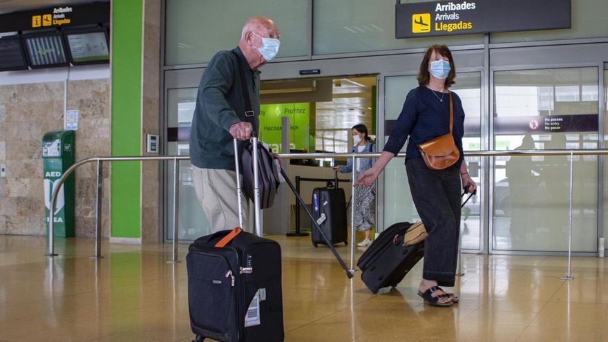 Les aerolínies fan més operacions a Girona però els turistes no responen