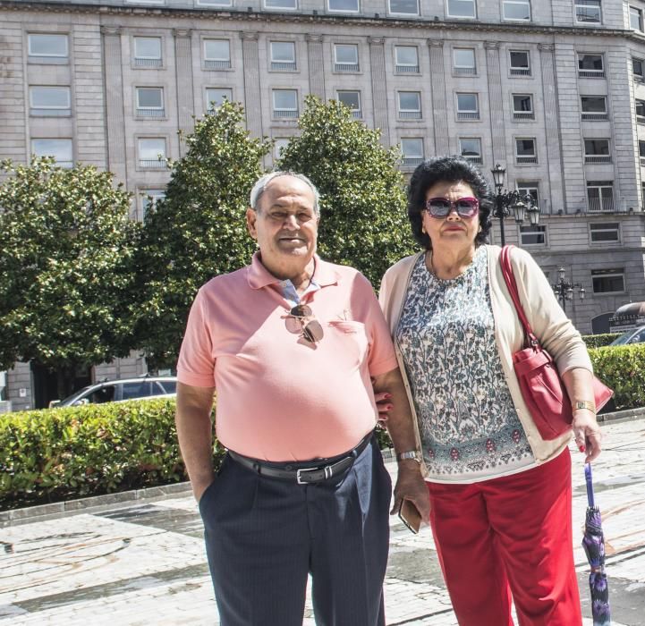 Turistas que visitan Oviedo