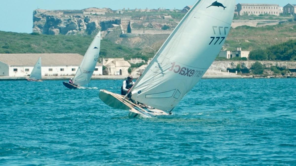 Volta a Menorca en Patí de Vela – Trofeu Lluís Gay