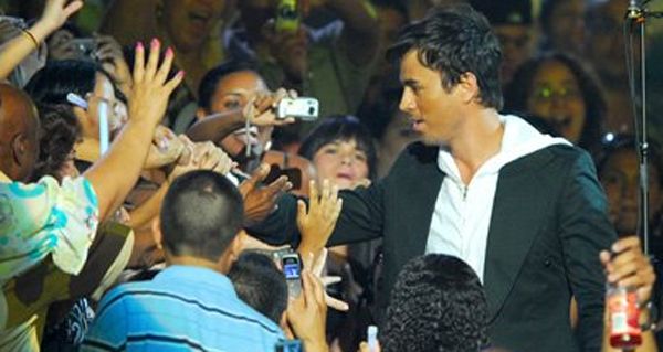 Enrique Iglesias. Fuente: Univisión Online