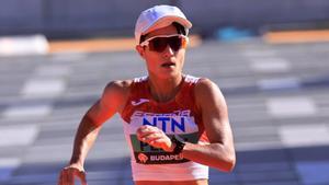 María Pérez se exhibió en los 35 km marcha pese a estar tocada