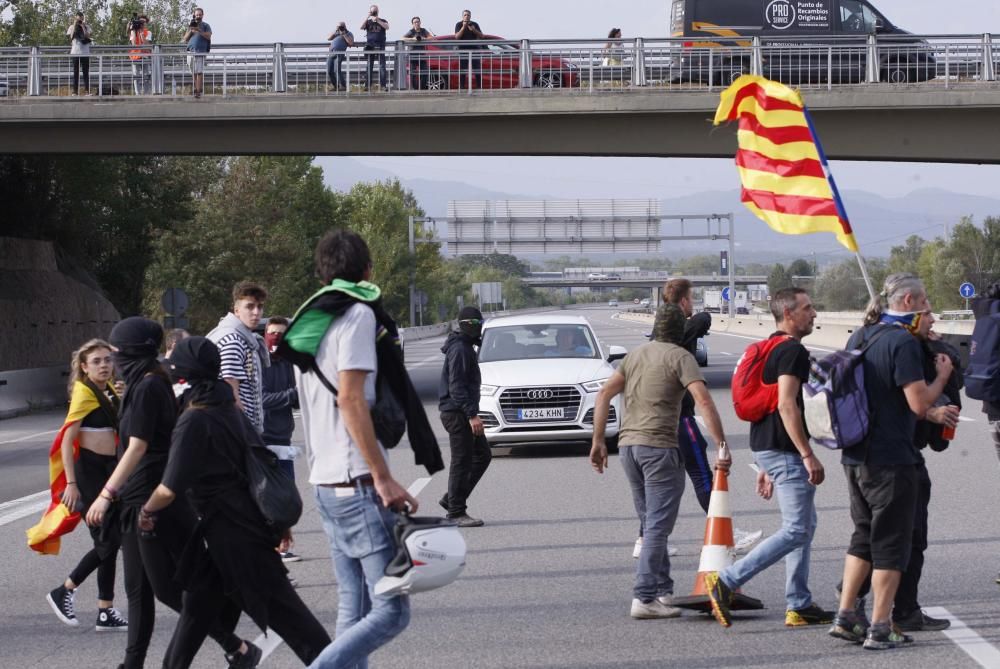 Tall de l'autopista AP-7 a Girona sud per protestar per la sentència del procés