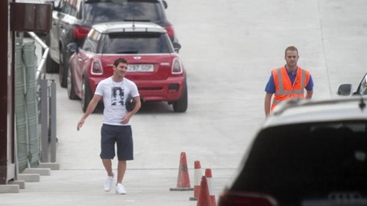 Messi llega a la ciudad deportiva del Barça de Sant Joan Despí.