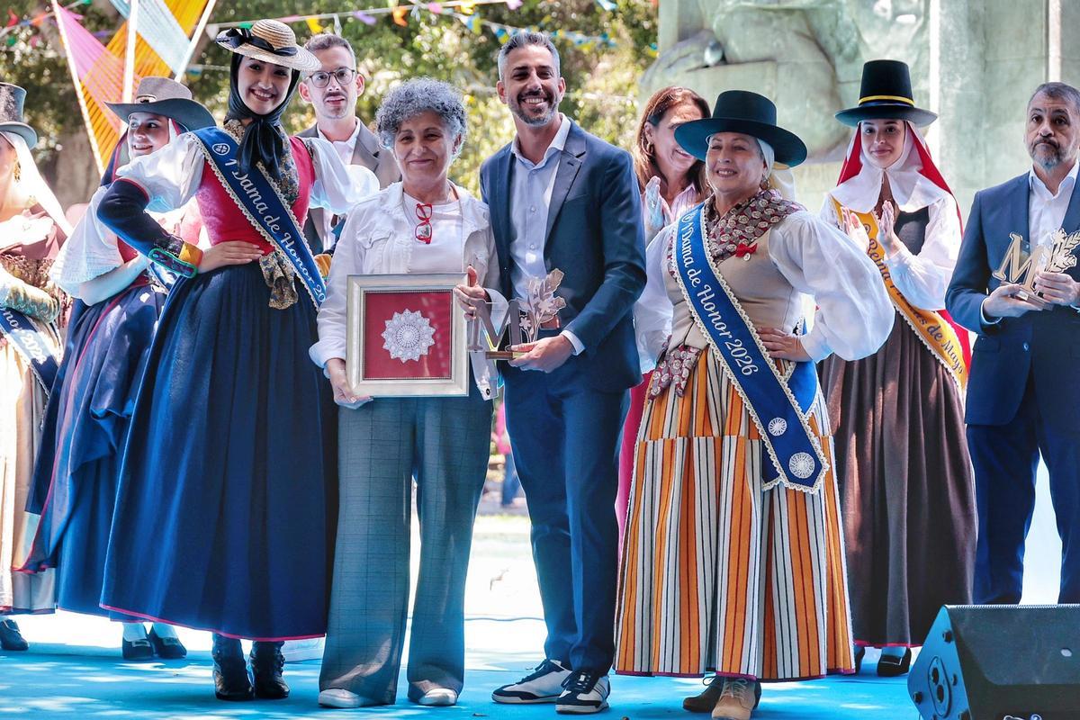 Entrega de premios de la XLIX Exposición Regional de Flores, Plantas, Artesanía Tradicional Canaria y Libros.