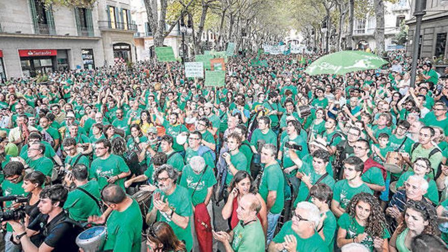 Representantes sindicales en la manifestación del 29.