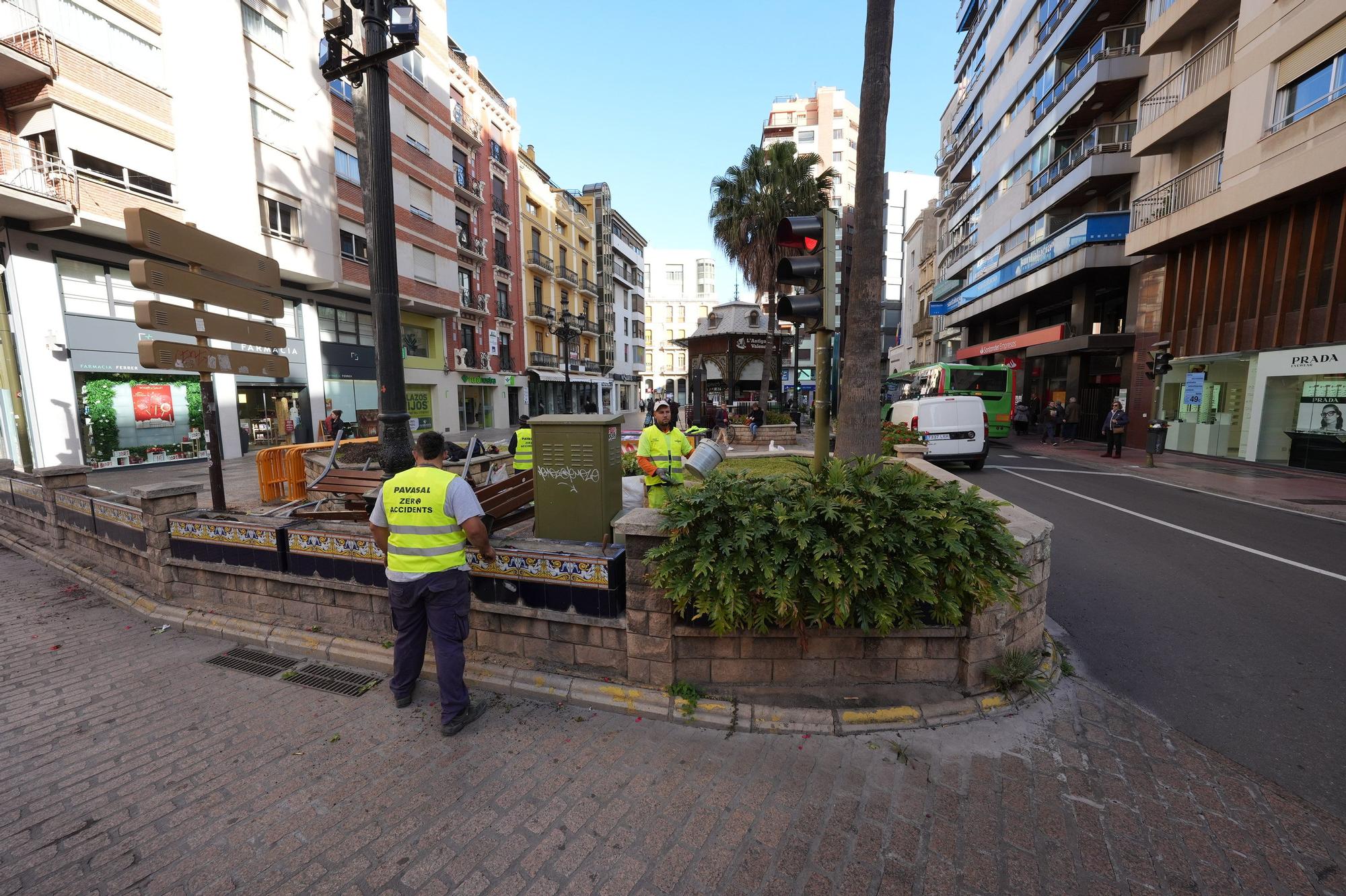 Arranca la transformación de la plaza de la Paz de Castelló en un espacio diáfano más peatonal y accesible