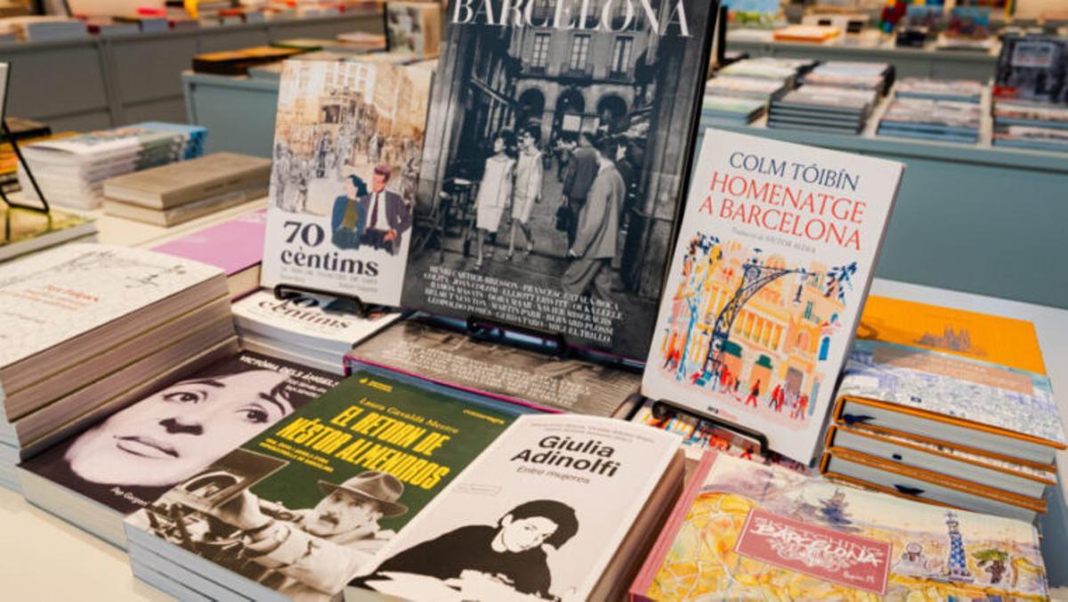 Diversos llibres editats per Barcelona Llibres