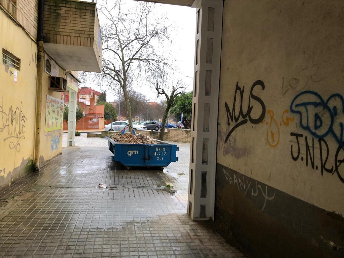 La Bondad: del Edificio Azul al Edificio Blanco