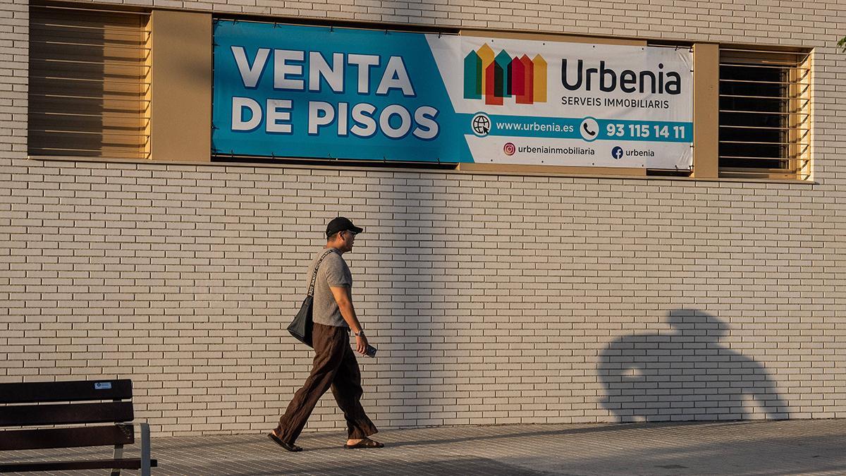 La compra de viviendas sube un 13,7% en julio y la firma de hipotecas, un 25%
