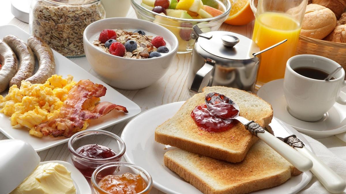 Un famoso médico alerta: estos alimentos que no sospechamos son 'veneno' para nuestra salud
