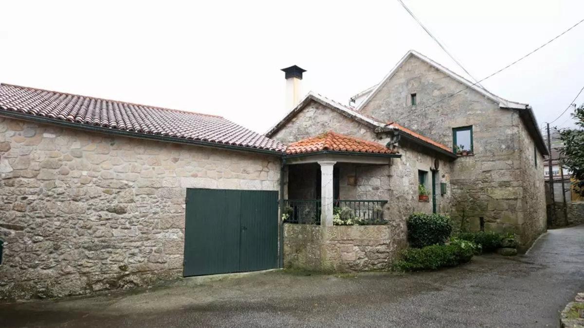 La vivienda en la que residía la víctima, donde ocurrió la agresión.