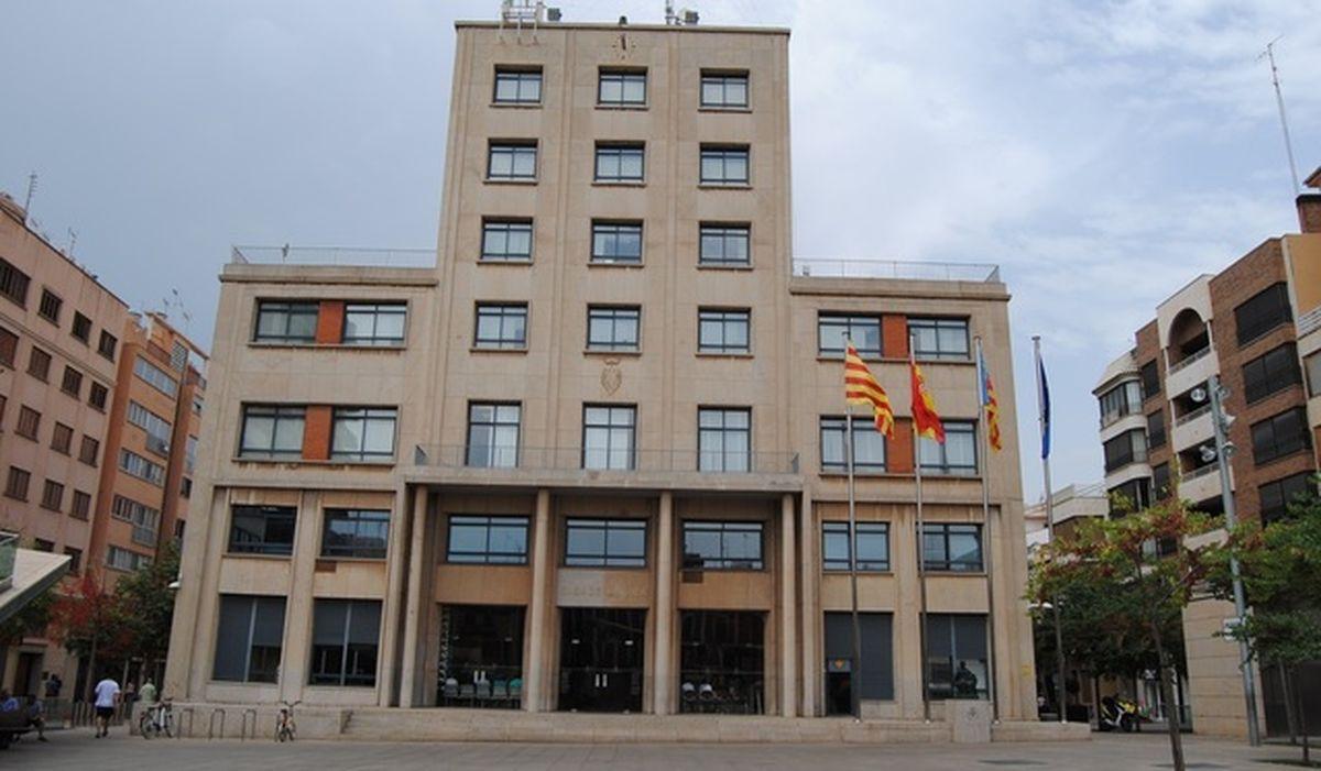 El Ayuntamiento de Vila-real adeuda ocho millones en facturas a proveedores.