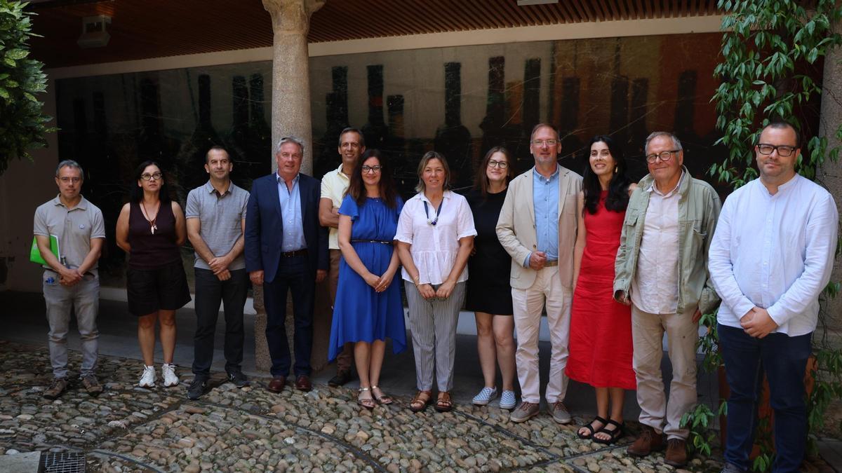 Strieder (segundo por la derecha), en la reunión de Monforte de Lemos.