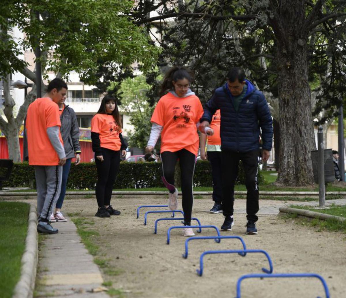 Cuerpos en movimiento y mentes activas