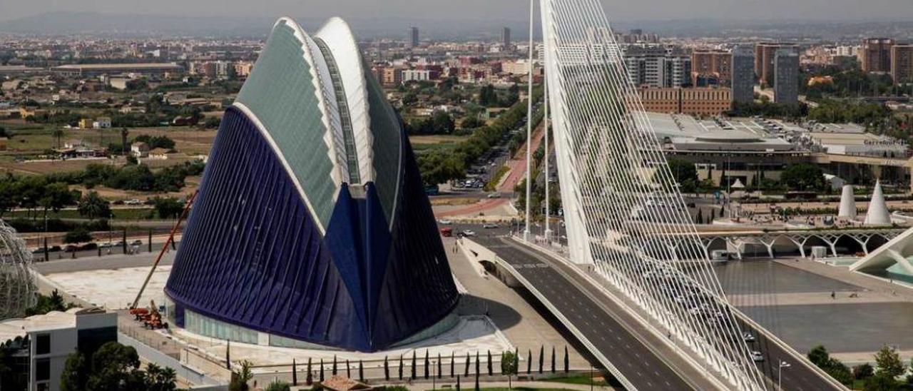 El edificio &quot;El Ágora&quot;, última pieza de la Ciudad de las Artes y las Ciencias de Valencia, obra del arquitecto Santiago Calatrava.