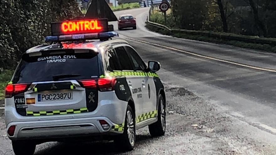 La Guardia Civil intercepta a una vecina de Oviedo que quintuplicaba la tasa de alcohol al volante