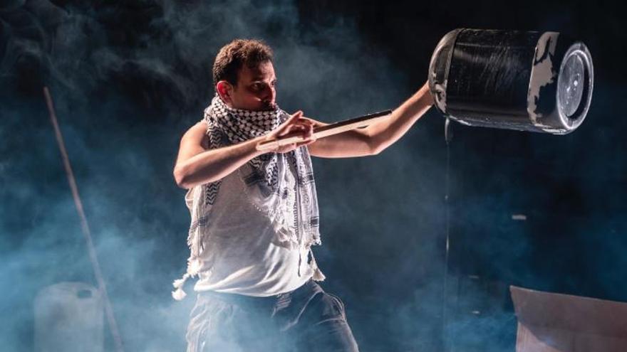 L’actor palestí Ahmed Tobasi farà un taller a Manresa