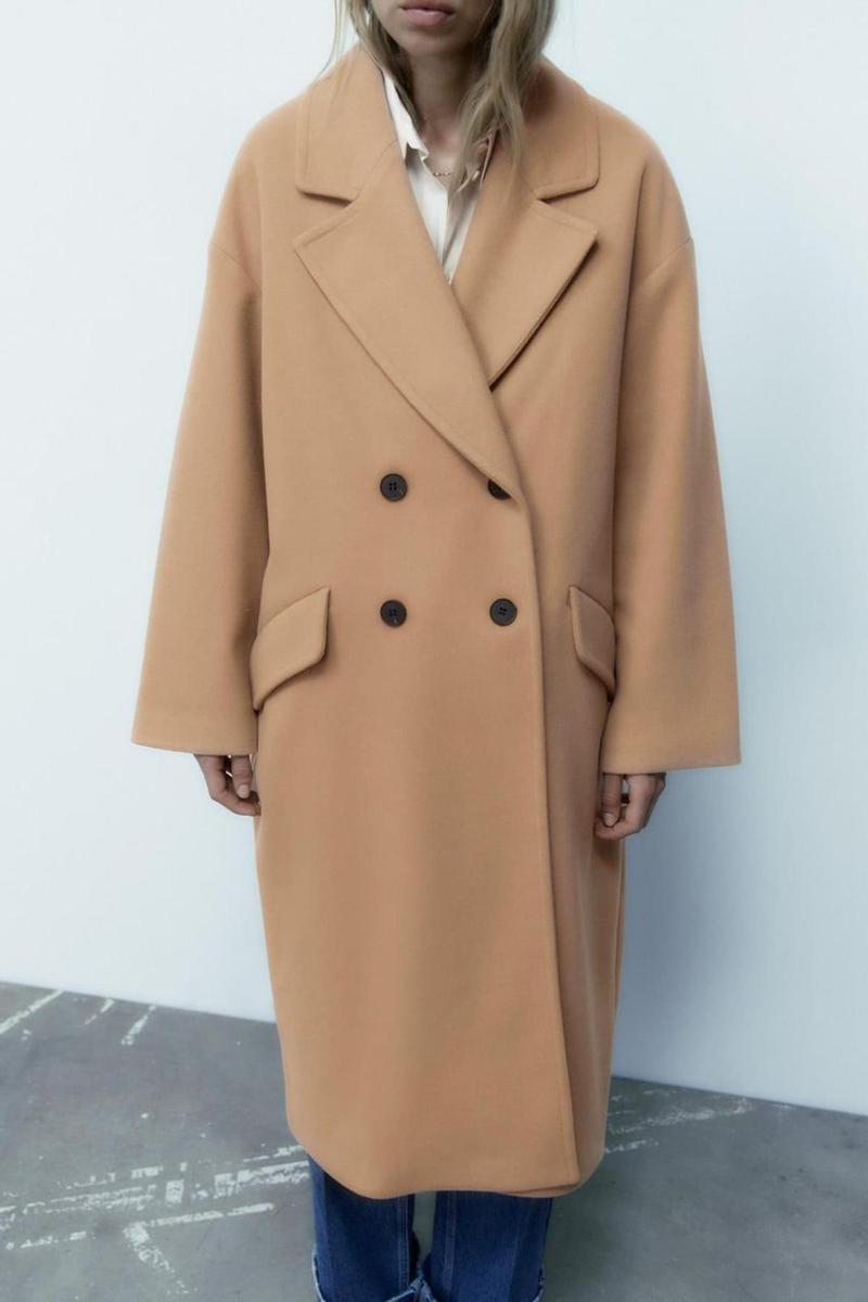 Abrigo camel 'oversize' de Zara