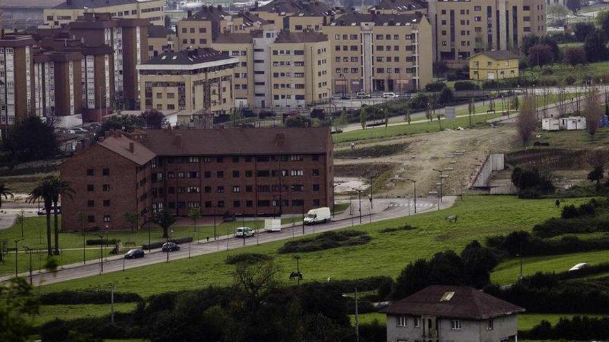 El barrio del Lauredal, con sus viales inconclusos.