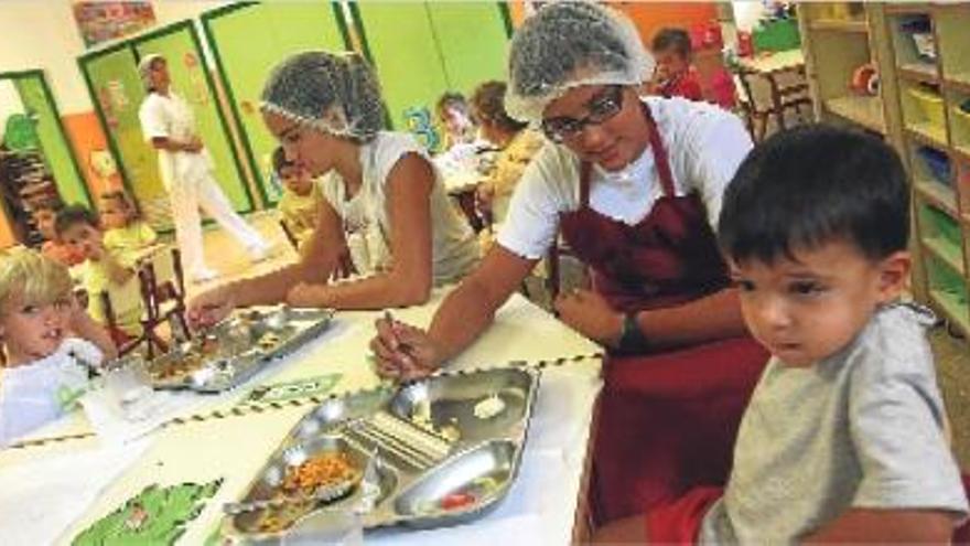 Los más pequeños del colegio pueden acceder por primera vez a las ayudas de comedor.