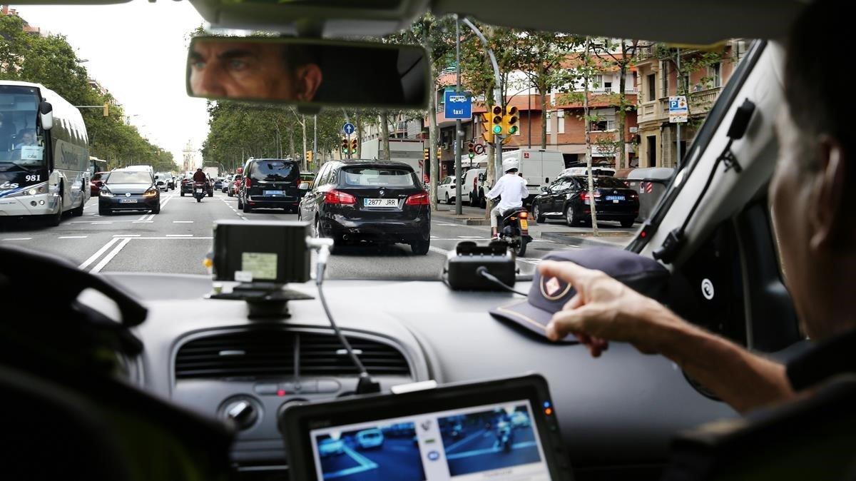 iZeta, el coche patrulla inteligente que recorre las calles de Málaga