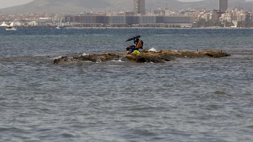 ¿Por qué el agua del Mediterráneo está a 28 grados en València y a 20 en Málaga?