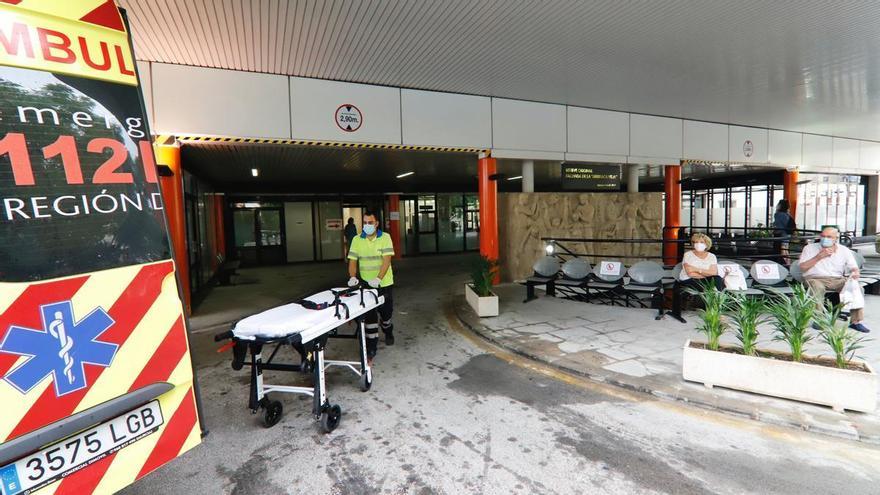 Brutal agresión de los familiares de un paciente a un médico en Murcia