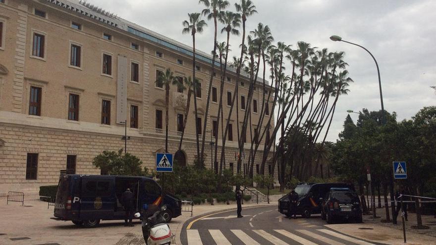 Rajoy y Hollande se reúnen en Málaga con el reto de reforzar la UE frente al populismo