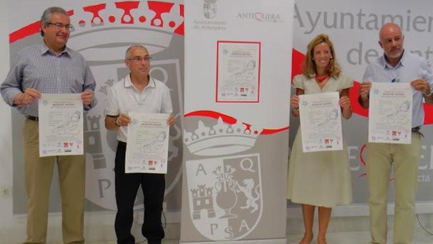 Presentación de la campaña de recogida de Plataforma Antequera Solidaria.