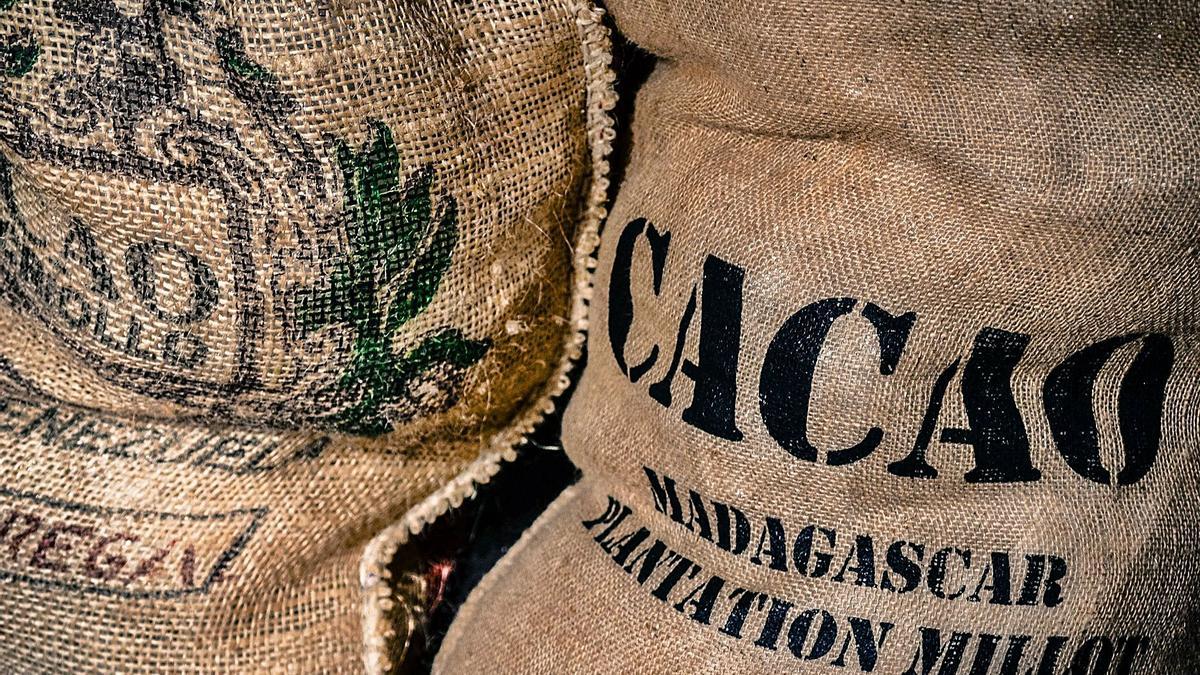 El cacao y sus derivados son los productos de comercio justo más vendidos en España, donde la alimentación acumula el 95% de las ventas. | SERVICIO ESPECIAL