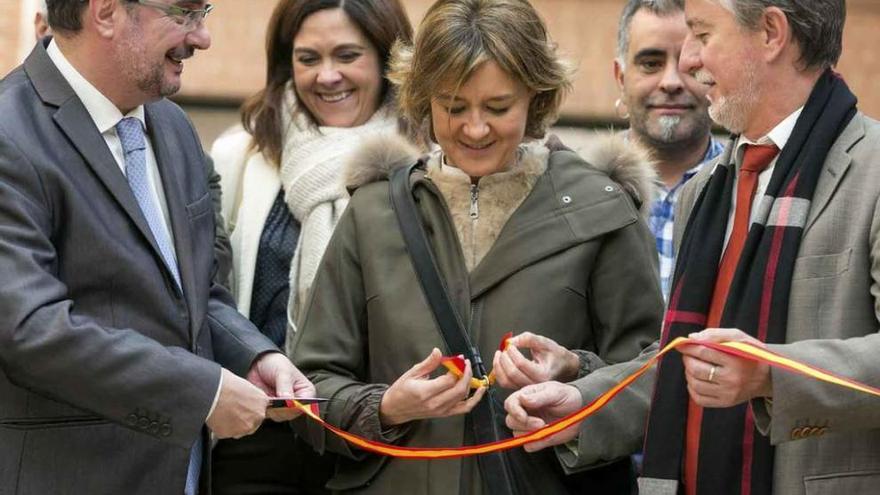 La ministra de Agricultura en funciones inaugura la feria FIMA.