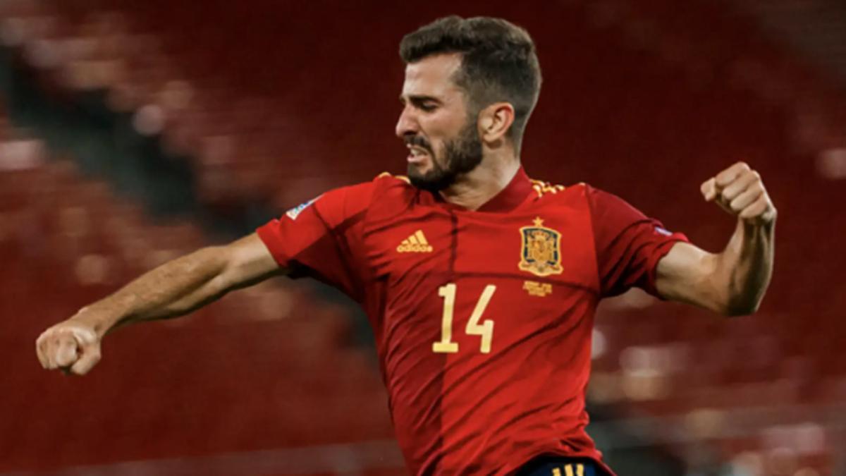 José Luis Gayà, celebrando un gol con España