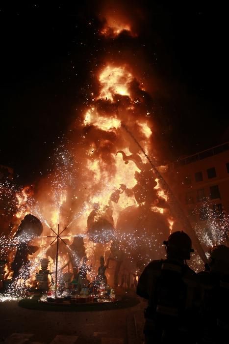 Cremà de la falla Convento Jerusalén