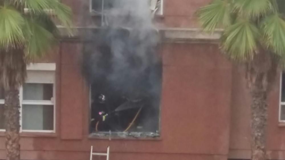Incendio en una vivienda del barrio de Siete Palma