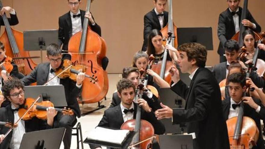 La Jove Orquestra de la Generalitat, en un concierto.