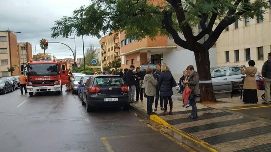 Desalojan el centro de salud Rafalafena